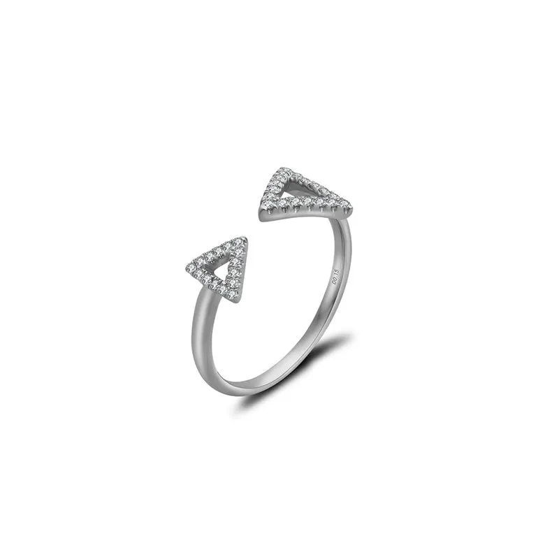 18k Gold Double Arrow Diamond Ring