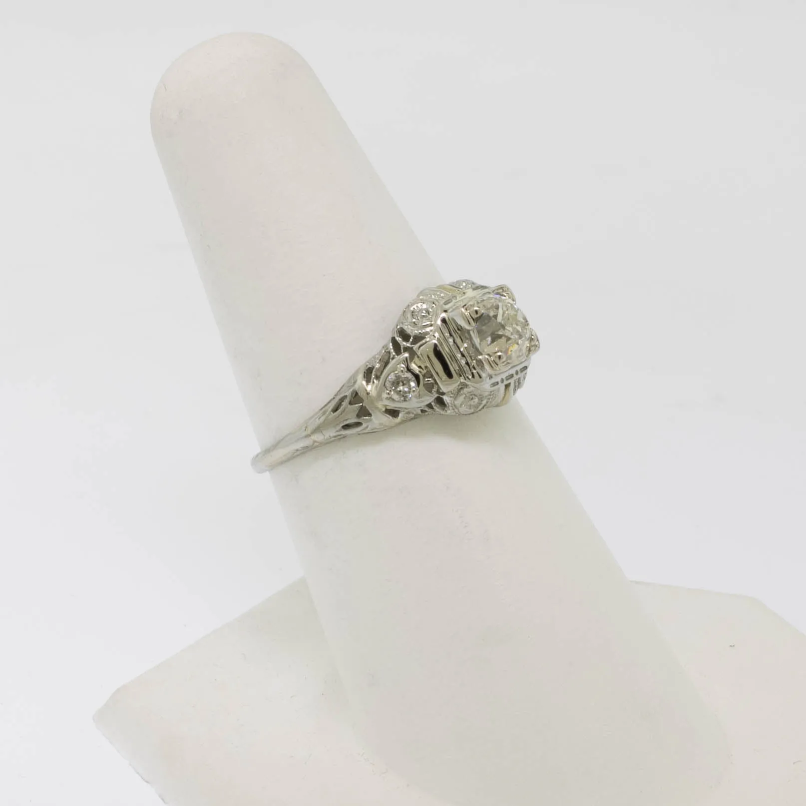 18K White Gold Old Mine Cut Diamond (~.64 center) Filigree Ring Size 7 Preowned