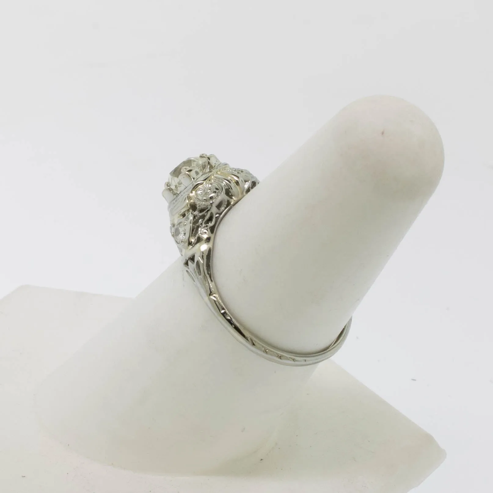 18K White Gold Old Mine Cut Diamond (~.64 center) Filigree Ring Size 7 Preowned
